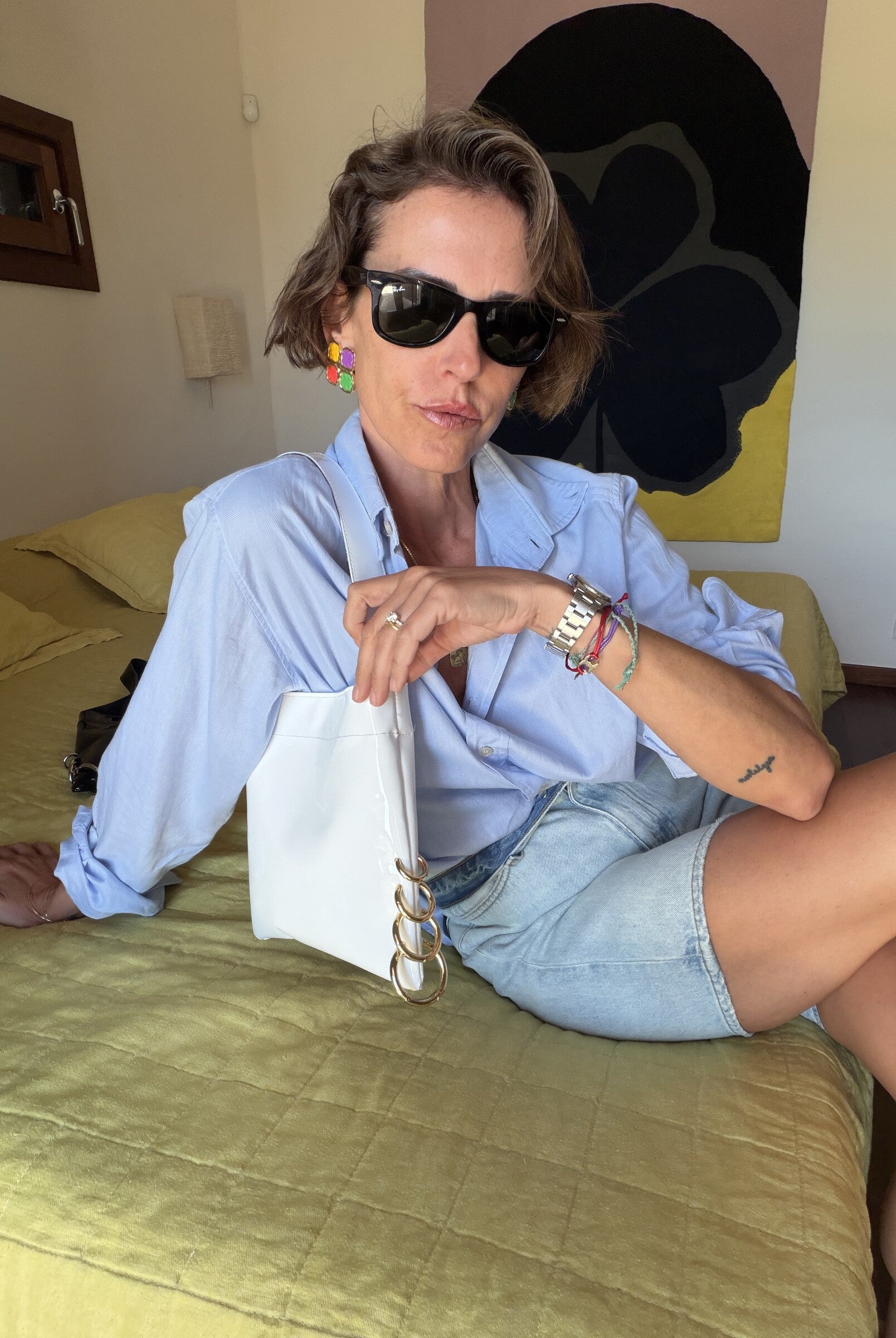 Lea Bag x Rita White Piercing vernice bianca vista Amimi Milano