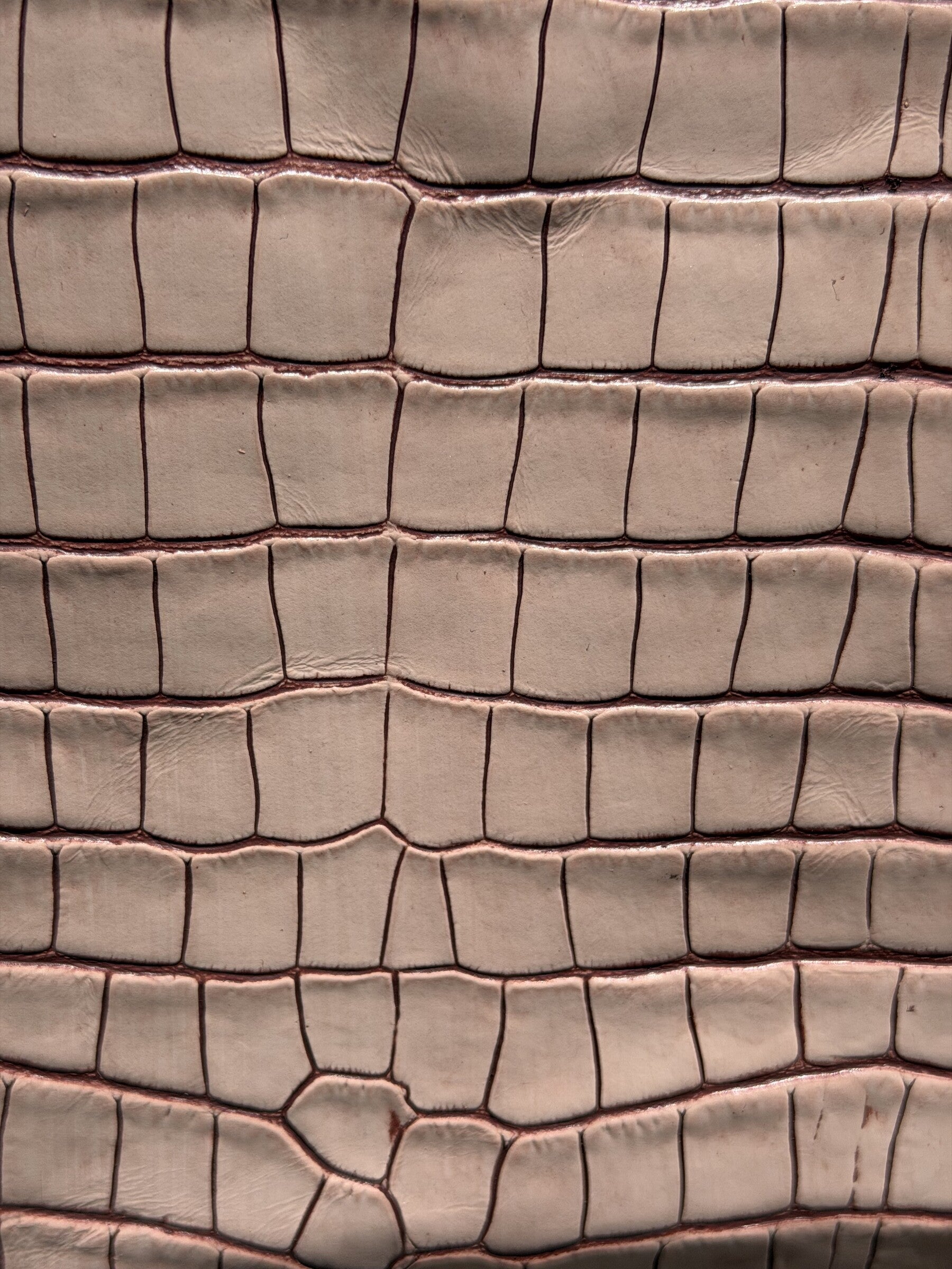Lea Bag Cocco Sand Coral dettaglio pelle stampa cocco Amimi Milano