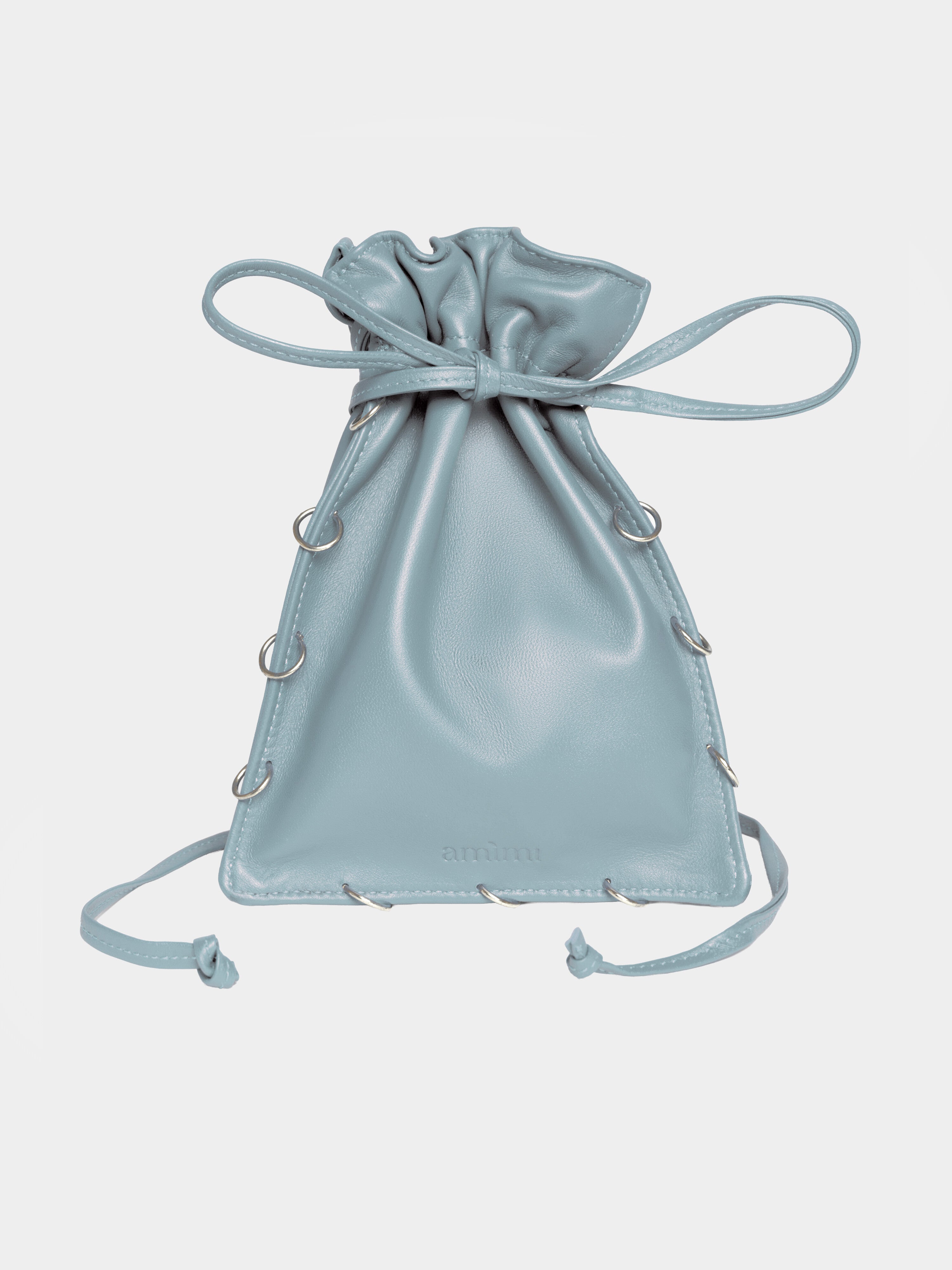 Maria Bag Ice Blue Piercing borsa a tracolla in pelle azzurra Amimi Milano
