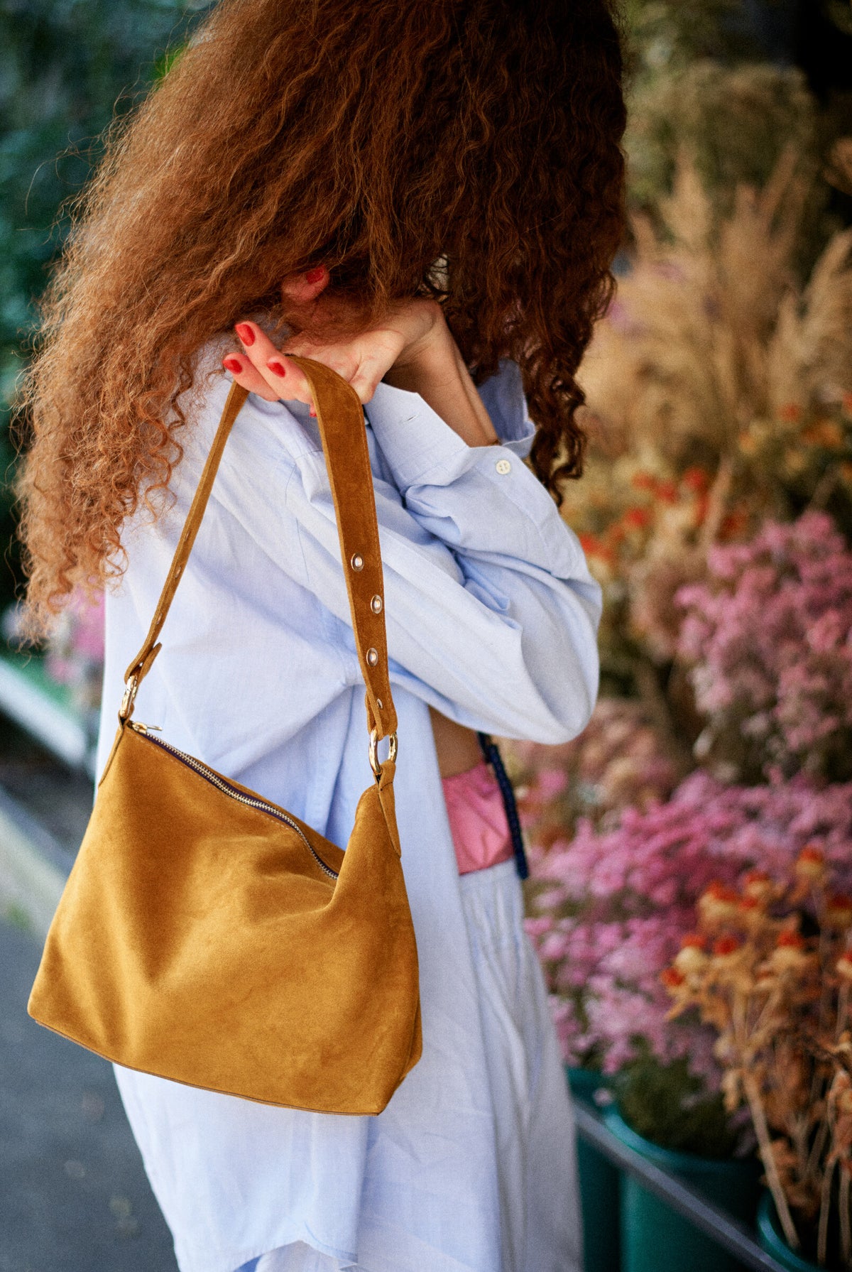 Sophie Bag Suede Yellow dettaglio borsa in suede Amimi Milano