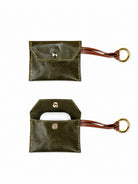 AirPods Case Military Green pelle verde militare chiusa e aperta Amimì Milano